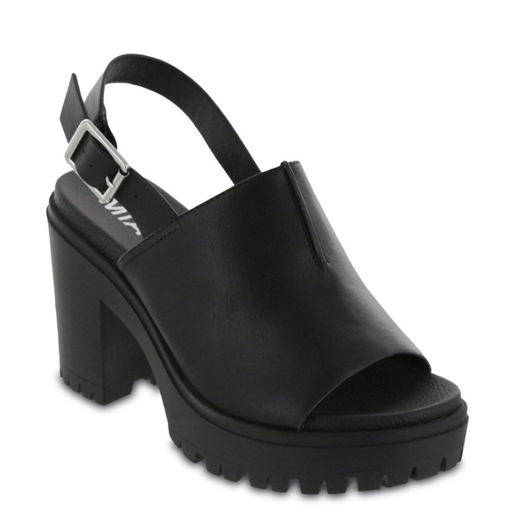 MIA Ida Sandals - Picture 1 of 2
